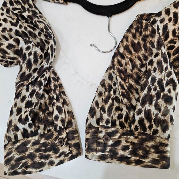 Clara Sunwoo Blouse Size 1X Leopard Animal Print Button Front Tan EUC! - Picture 5 of 9